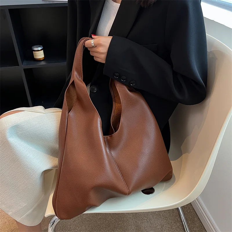 

2023 New Fashion Soft Retro Minimalist Large Capacity Shoulder Bag for Women Tote Bag for Students Underarm Bag Handbag
