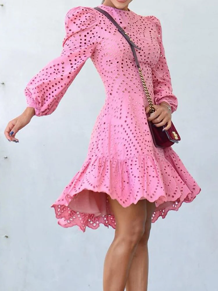 Женское ажурное платье с длинным рукавом