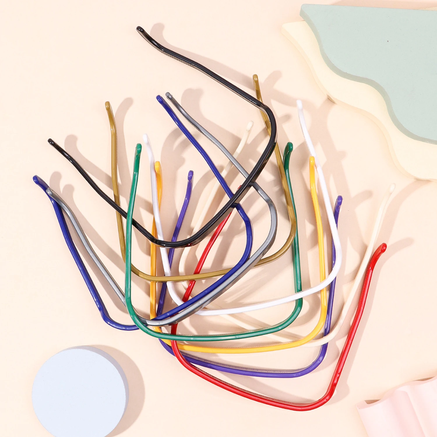

Fashion Large Invisible Hair Hoop Plastics Curly Thick Hair Headband Hair Band Hairstyle Fixing Tool Women Headwear Accessories