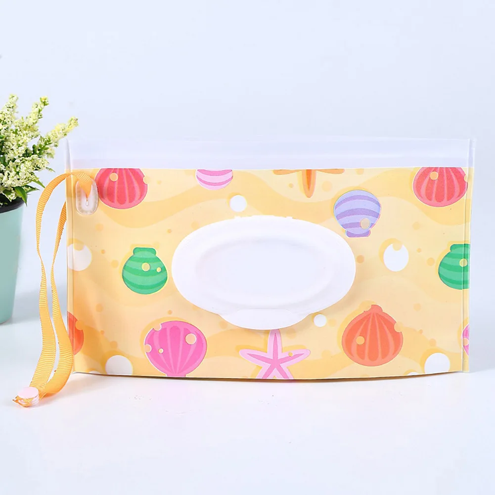 

Easy-carry Snap Strap Portable Baby Wet Wipes Bag Tissue Box Container Eco-friendly Easy-carry Clamshell Cosmetic Cleaning Cases