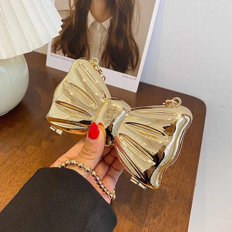 

Net Red Personality Metal Mini Bag 2022 European and American Ins Girl Chain Messenger Bow Dinner Bag Tide