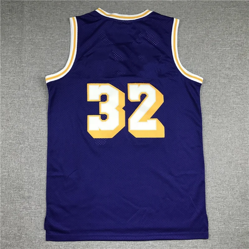 

Custom Retro Basketball Jersey No. 032 Embroidered Material Top With Name And Number Logo Patch Complete
