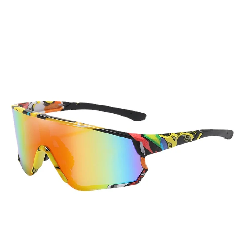 

The New Sport Cycling Sunglasses Bicycle Trend of Men and Women Dazzle Colour Outdoor Sunglasses Coating Fashion Glasses