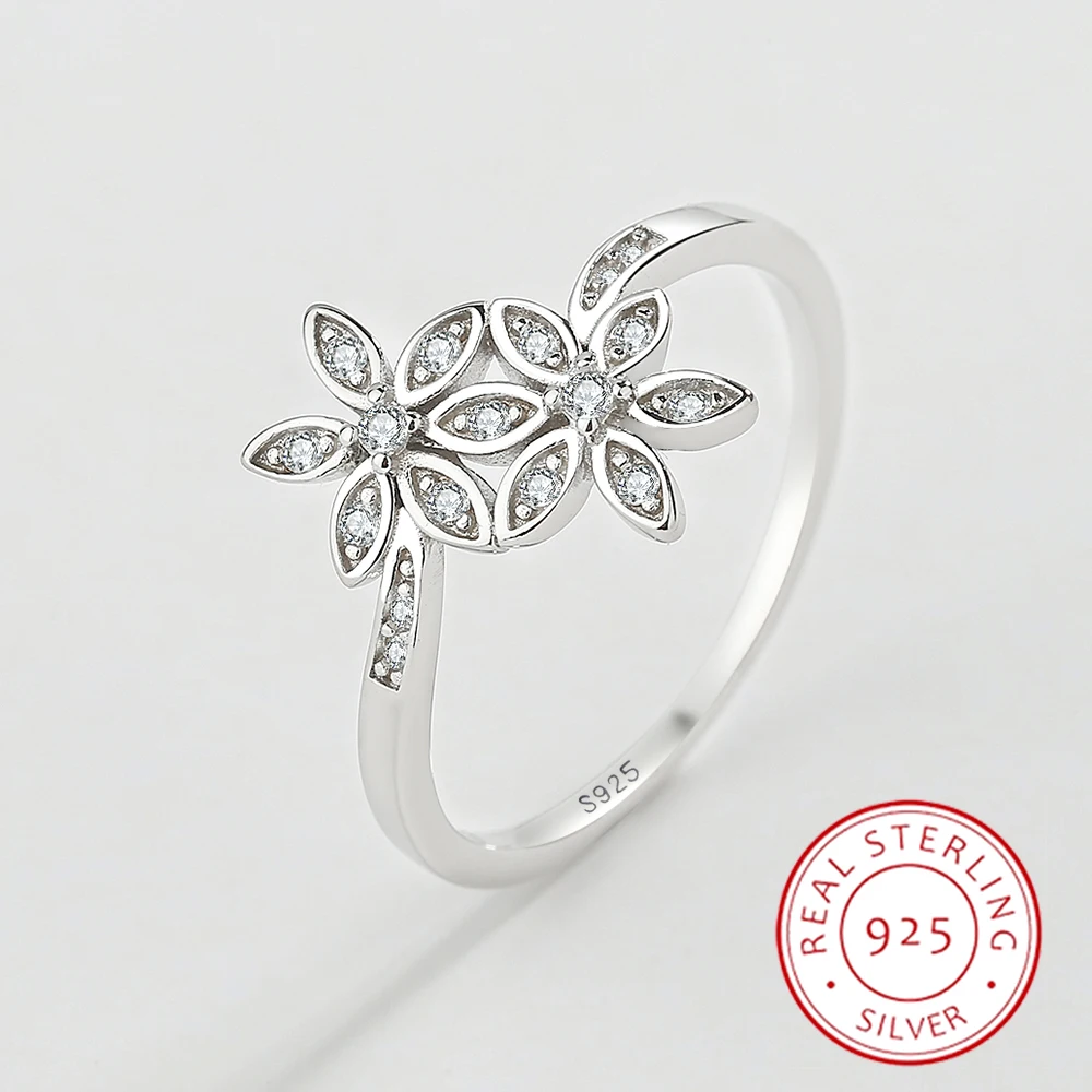 Женское кольцо-бабочка из серебра 2022 пробы с цирконом