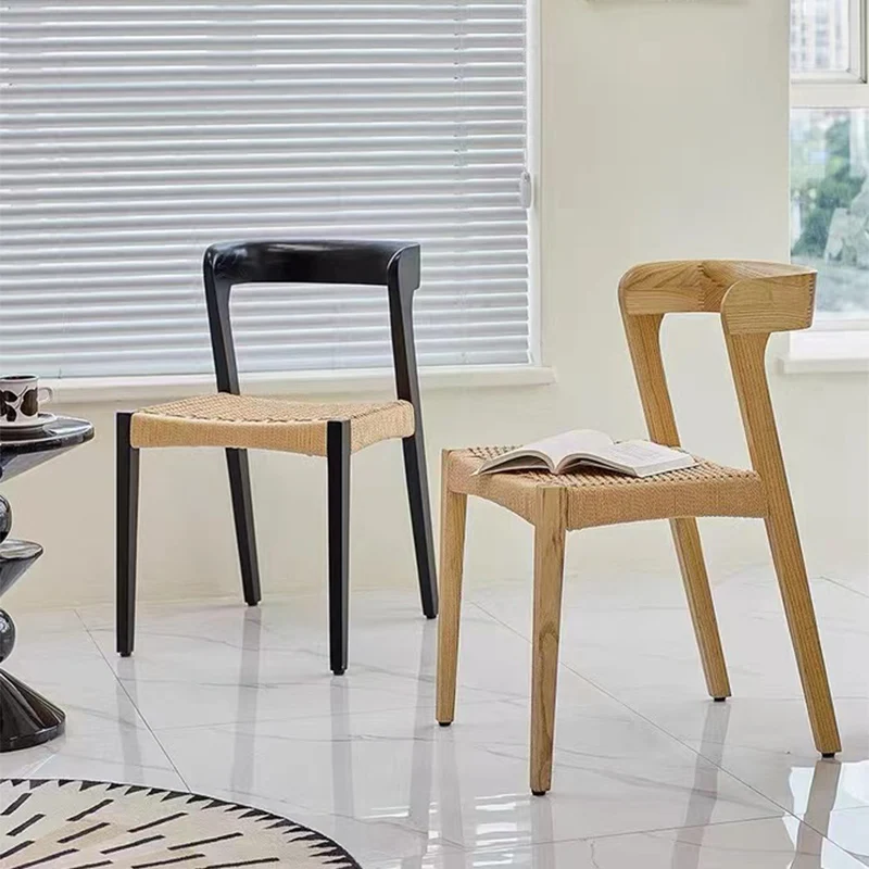 Эргономичные удобные деревянные обеденные стулья для балкона или свадьбы