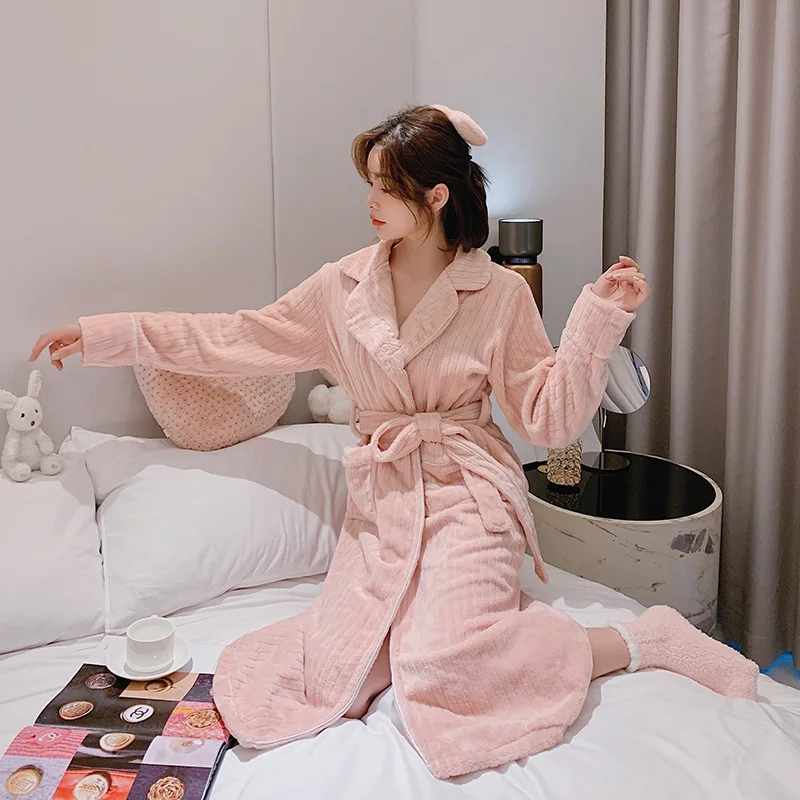 

Bathrobes for Women Pajamas Long Sleeve Coral Fleece Nightgown Embroidered Laple Nightdress Thickened Velvet Flannel Robe Female