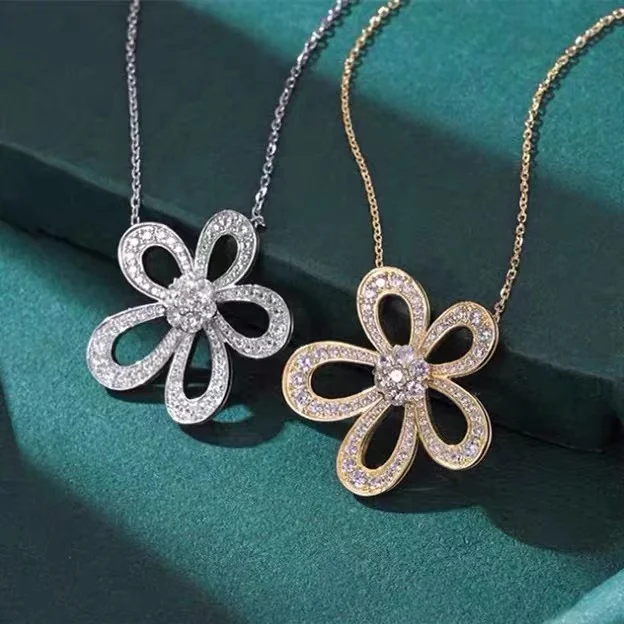 

925 Silver Women's Delicate Full Diamonds Big Sun Flower Necklace Classic Fashion Highend Brand Luxury Jewelry Set