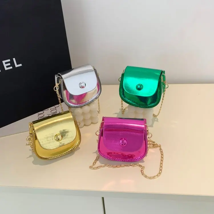 

2023 new spring trend simple female bag solid color chain mini bag