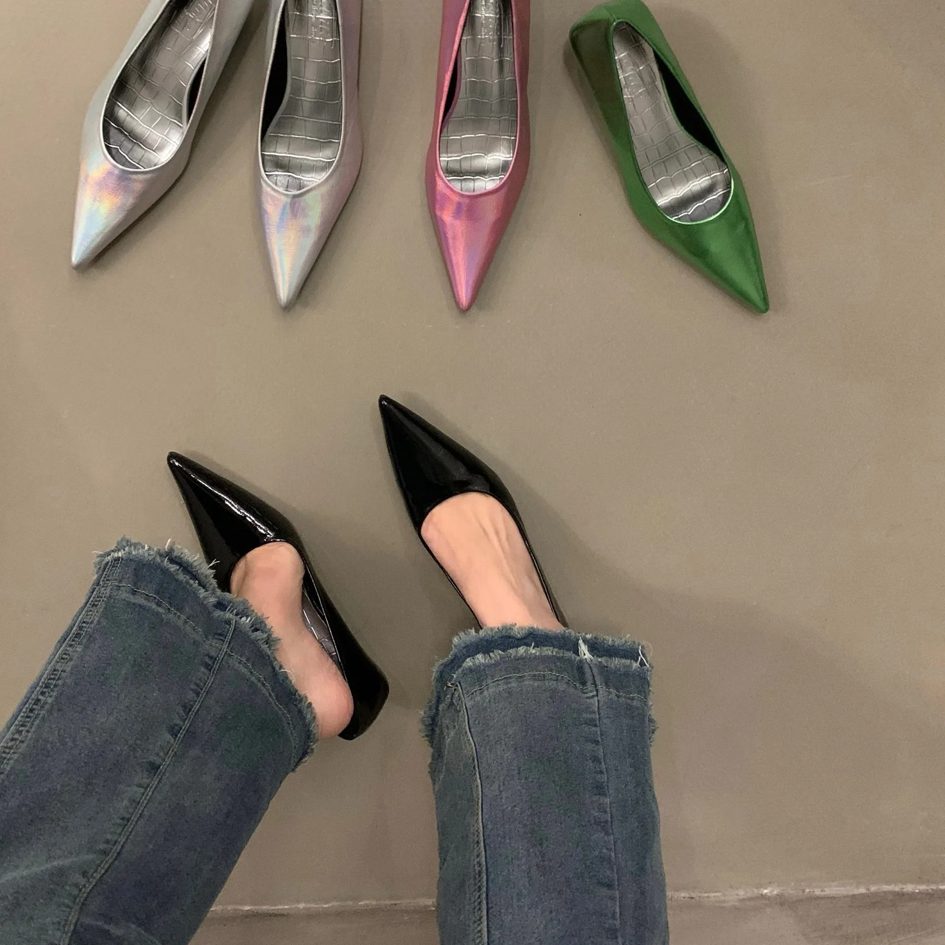 

INS Hot Sale Women Shoes Solid High Heel Patent Leather Pointed Toe Sandals Shallow Pumps Commuting All-Match Zapatillas Mujer