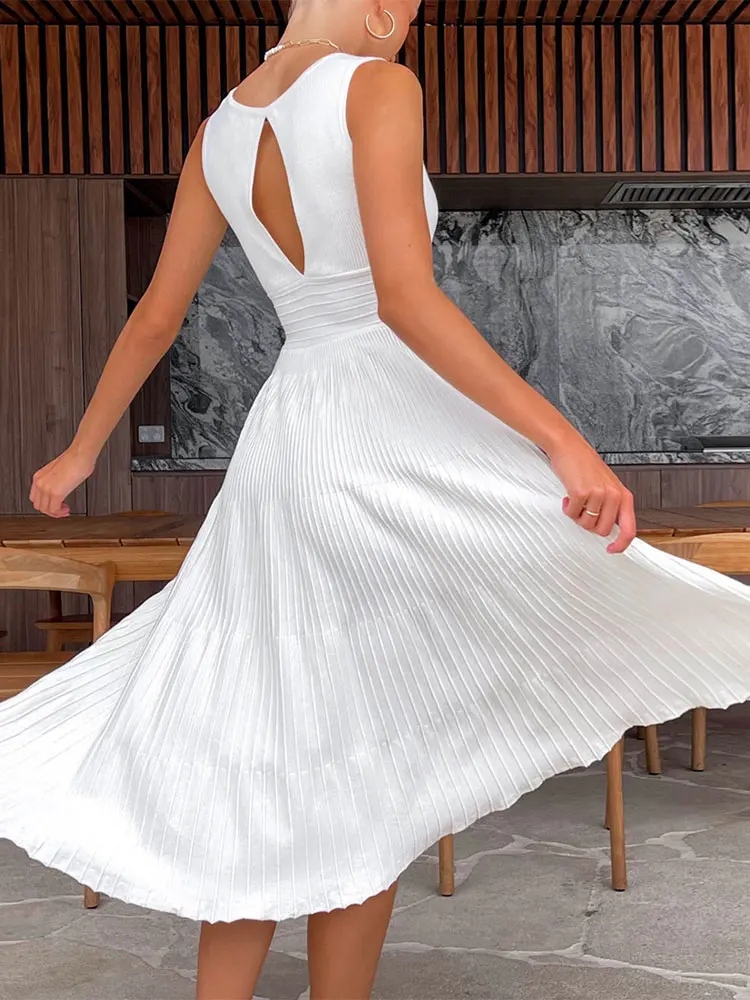 

Женское трикотажное платье на бретельках, Элегантное повседневное облегающее плиссированное платье без рукавов с высокой талией и V-образным вырезом, ажурное дамское платье, лето 2023