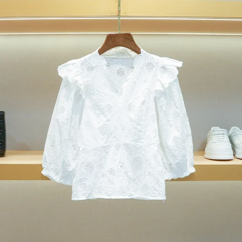 

2023 Spring Crochet Hollow Embroidery Lace Shirt Women