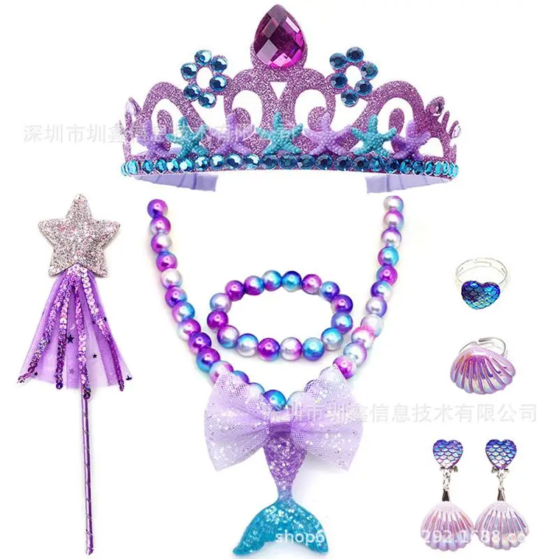 

Детское ожерелье с хвостом Русалочки, комплект из колье и браслета в стиле аниме Disney Ariel, милая Корона, палочка, ожерелье, аксессуары для прин...