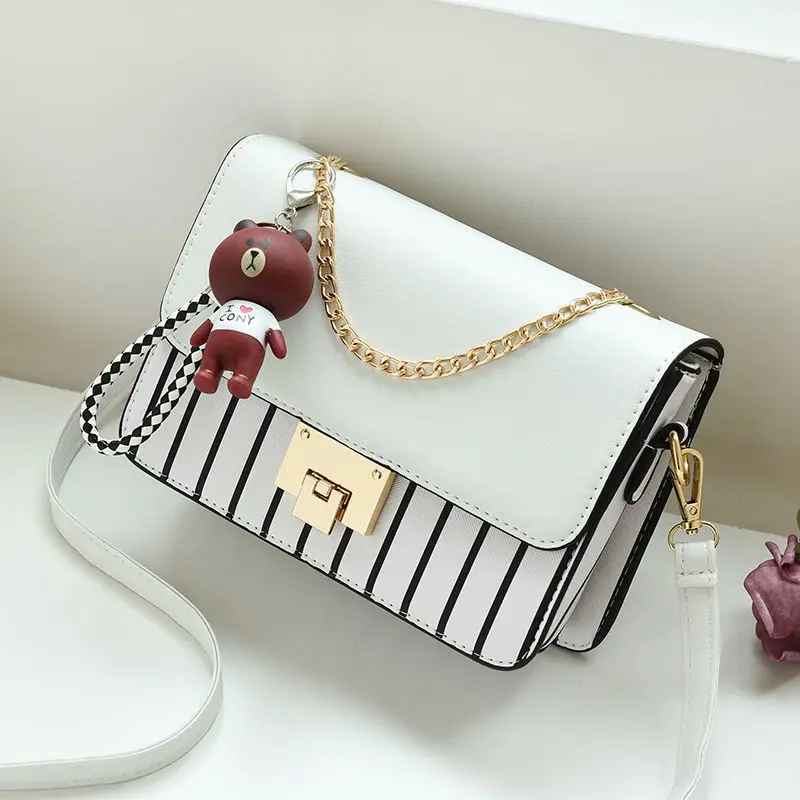 

INS Network's Popular Korean Version Student Fashion Large Capacity Small Bag Women's Bag New 2023 Crossbody One Shoulder Back