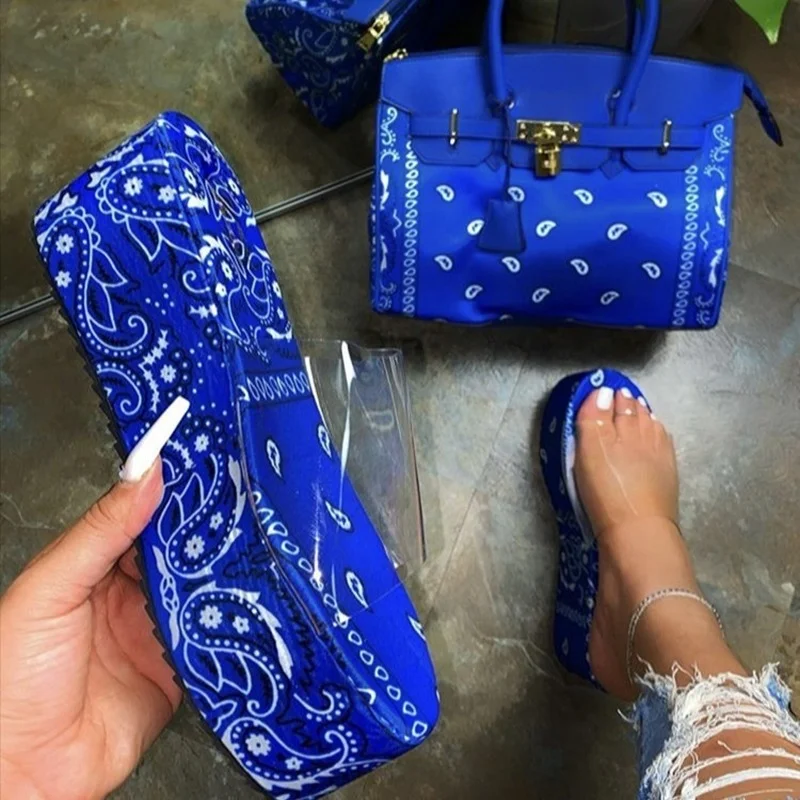 

Women's Slippers Waterproof Thick Sole2022Summer Fashion Thick Sole Shoes Royal Blue Bandana Printed Outdoor Slippers Large Size