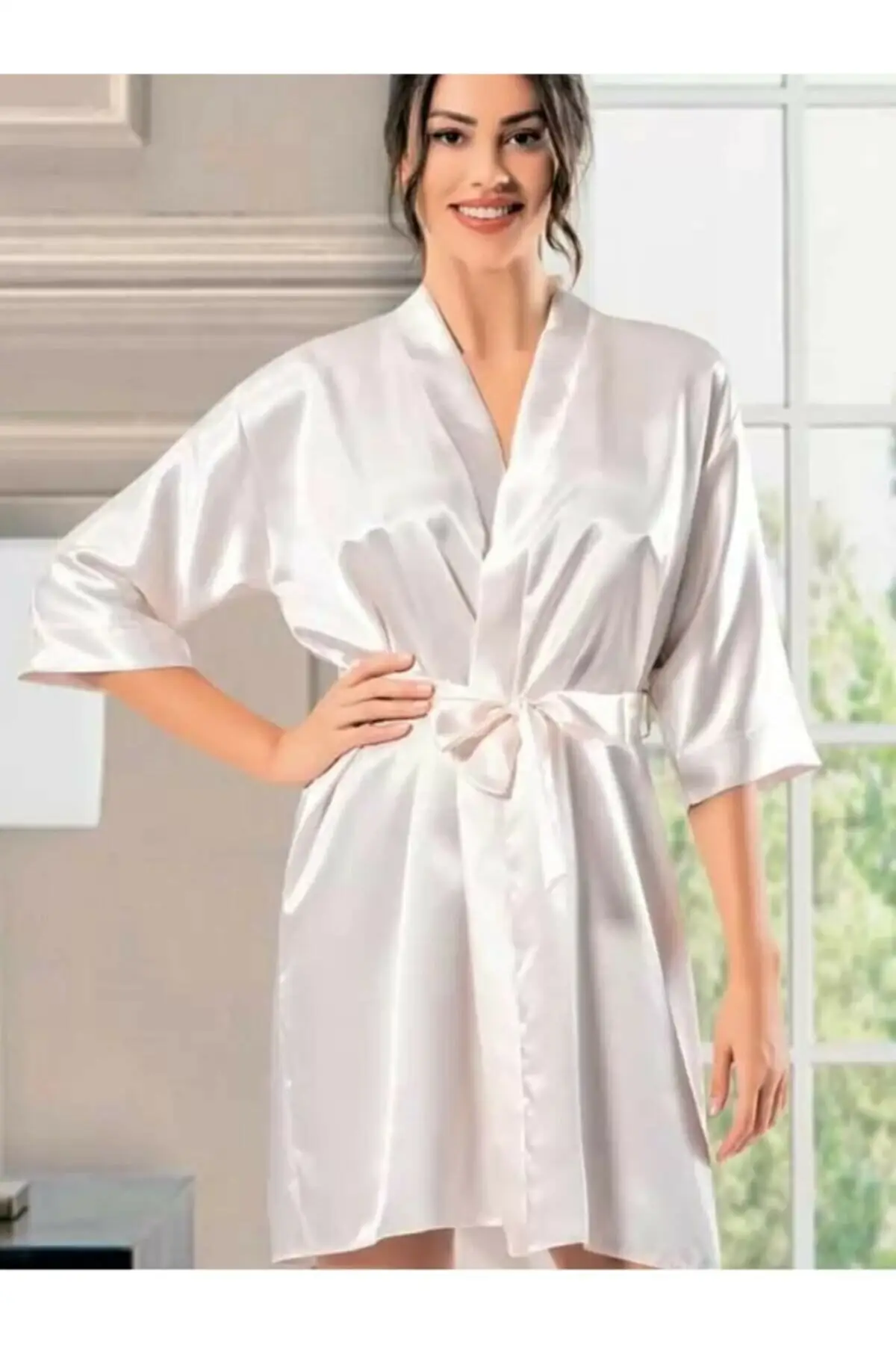 

Халат женский атласный с камнями, Nt.656