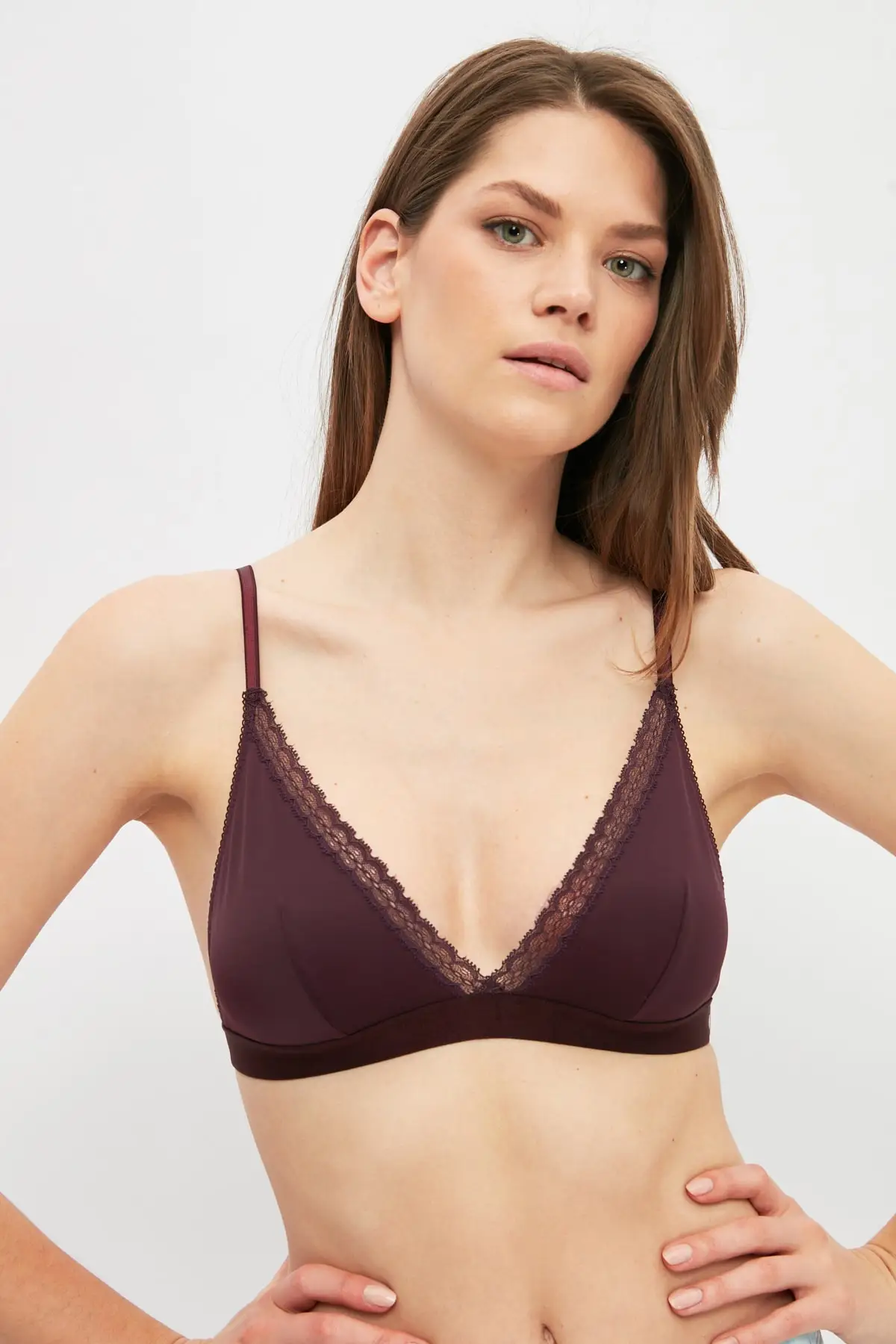 

Кружевные бюстгальтеры Trendyol THMSS21SU0067