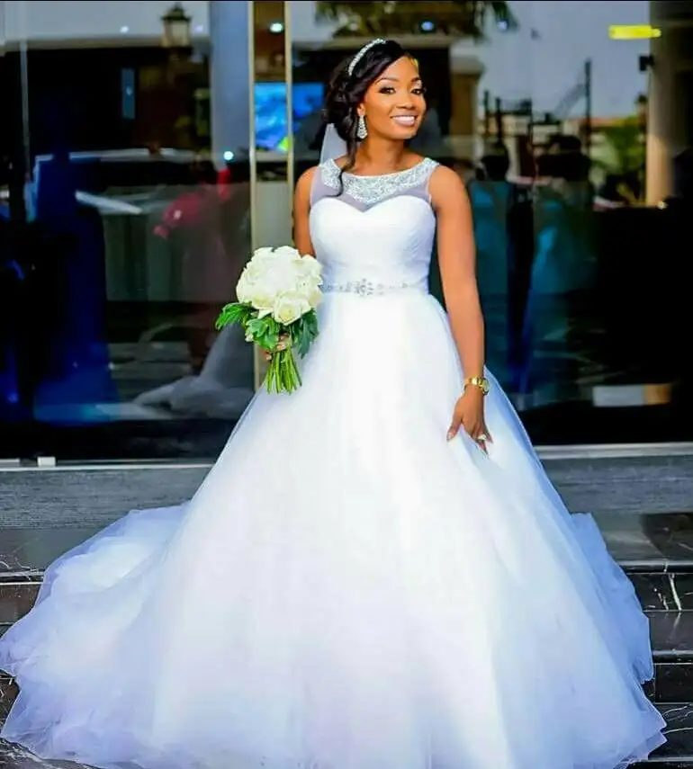 

Illusion Neck Beaded African Wedding Dresses Popular Plus Size A Line Bridal Gowns Wedding Dresses 2022