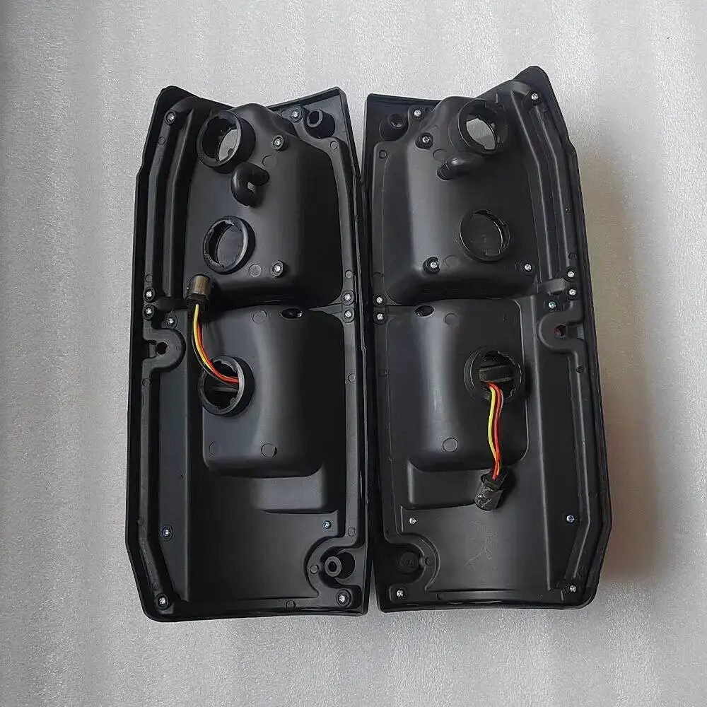 Фото 1 пара задних фонарей (стоп-сигналы и поворотники) для Toyota Land Cruiser Prado FJ70 FJ75 1987-1996, артикул 8156060310 №5