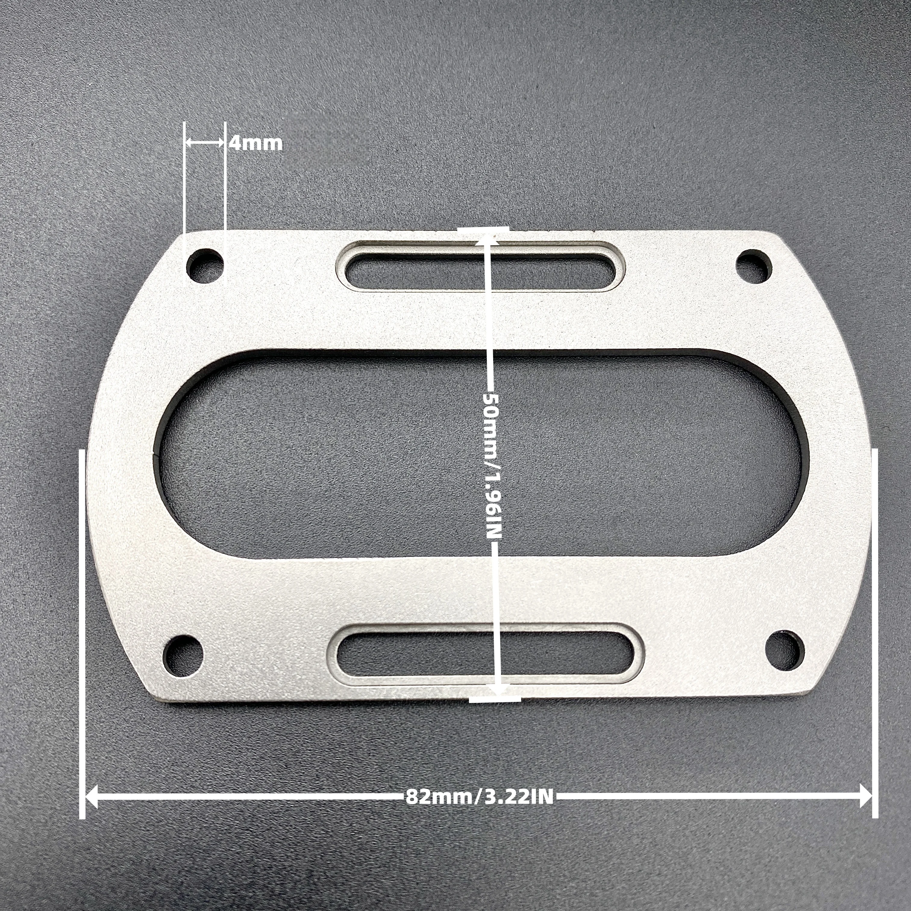 Стальная пластина с отверстием для винтов 4 мм