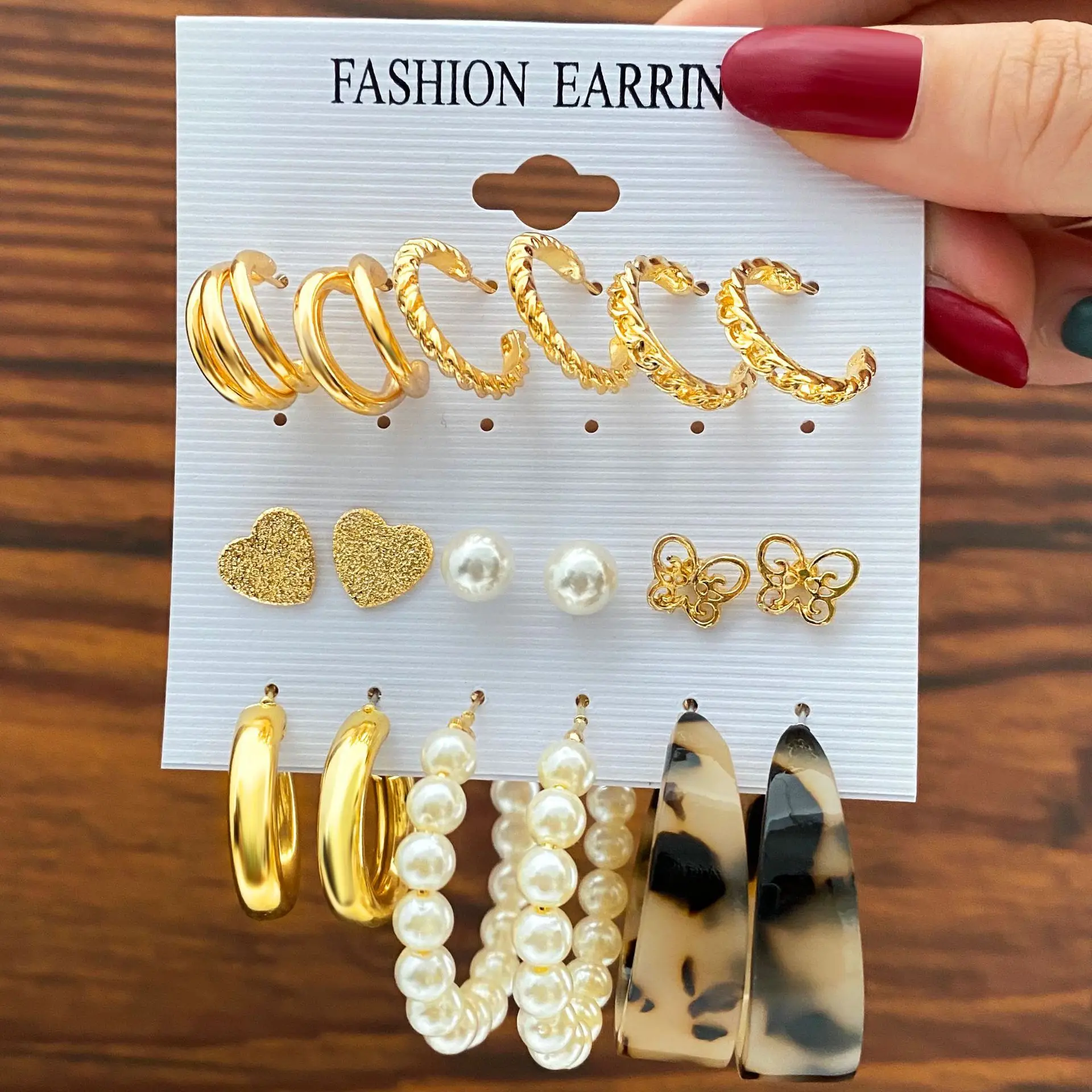 

Pearl Dangle Earrings Set Gold Color Hoop Earrings for Women Geometric Leopard Heart Earring Trendy Jewelry 2022