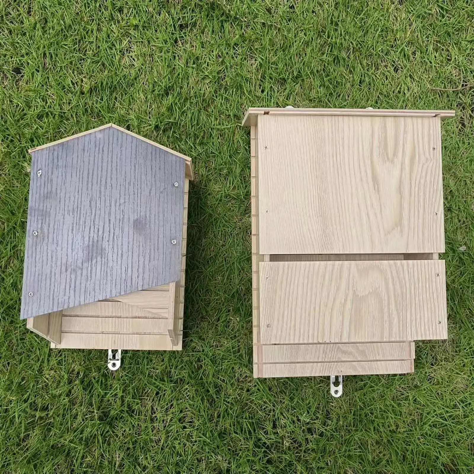 House for Bats Professional Easy to Land and Roost Esay to Install Premium Weather Resistant Wooden Bat Box Protection Shelter House for Bats Professional Easy to Land and Roost Esay to Install Premium Weather Resistant Wooden Bat Box Protection Shelter