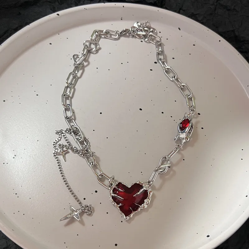 Новое ожерелье в стиле пэчворк с красным сердцем звездой и кисточкой женское