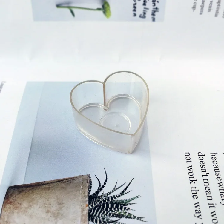 

Flame retardant plastic tea wax, heart shaped circular candle shell, plastic candle cup