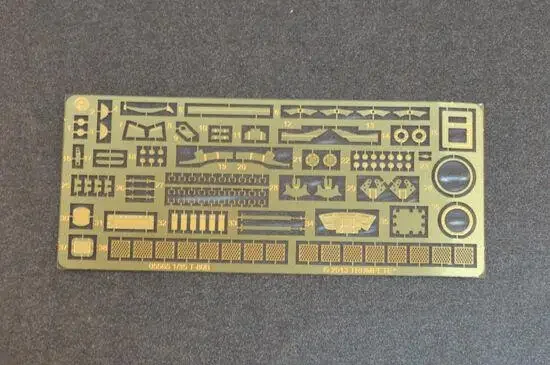 Trumpeter 05565 1/35 Русский T-80B MBT Комплект пластиковой модели для сборки