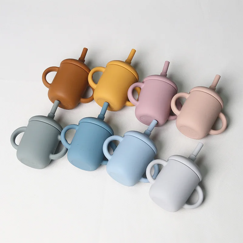 1PCS Baby Feeding Drinkware Straw Cup Learning Sippy Anti-Hot Leakproof Silicone Tableware Toddler Water Bottle |