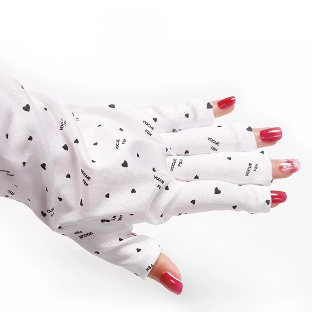 

1 Pair Nail Lamp Gloves Good Polyester Fiber UV-Resistant for Nail Salon Anti-UV Gloves Manicure Gloves