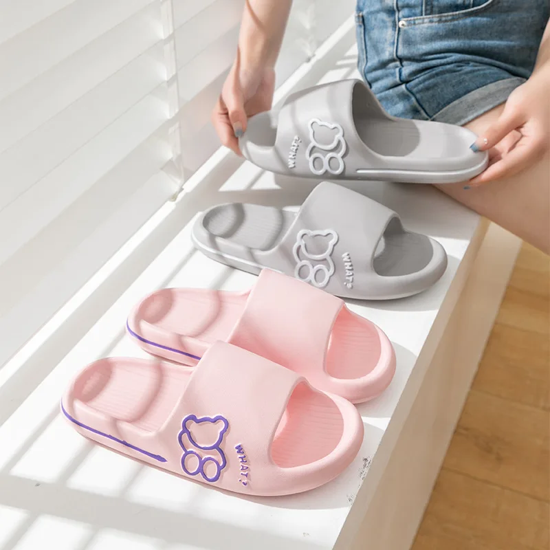 Lovely Women Indoor Home Slippers Summer Soft Comfortable Non Slip Bath Slippers Fashion Couple Family Flat Shoes Hotel Sandals