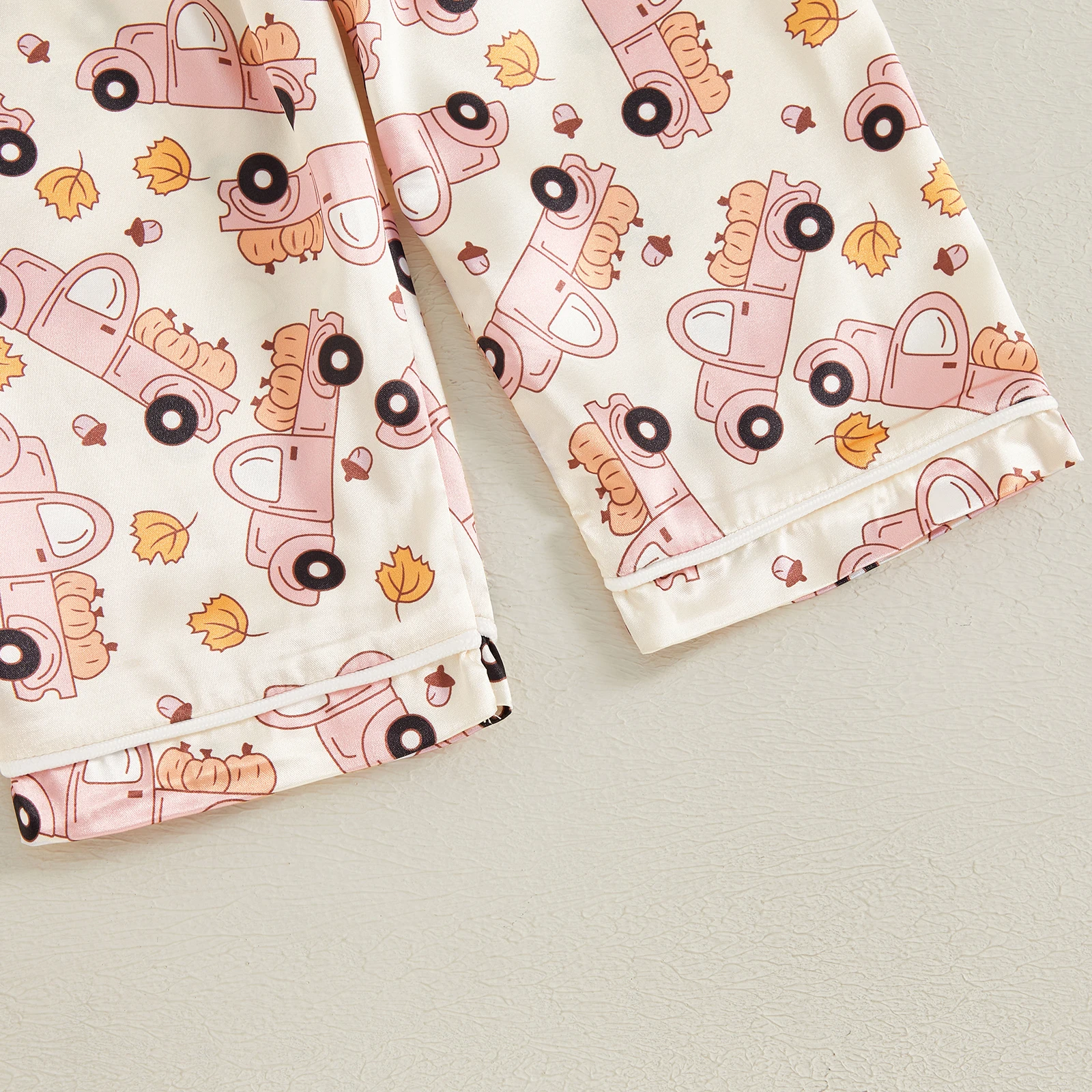 Пижамный комплект детский атласный с длинным рукавом топ лацканами и штаны