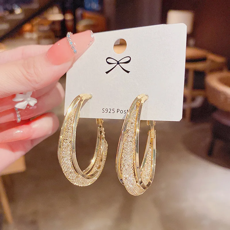 

2022European and American Fashion Oval Hoop Earrings For Womens Korean Fashion Jewelry Goth Girl’s Exaggerated Accessories