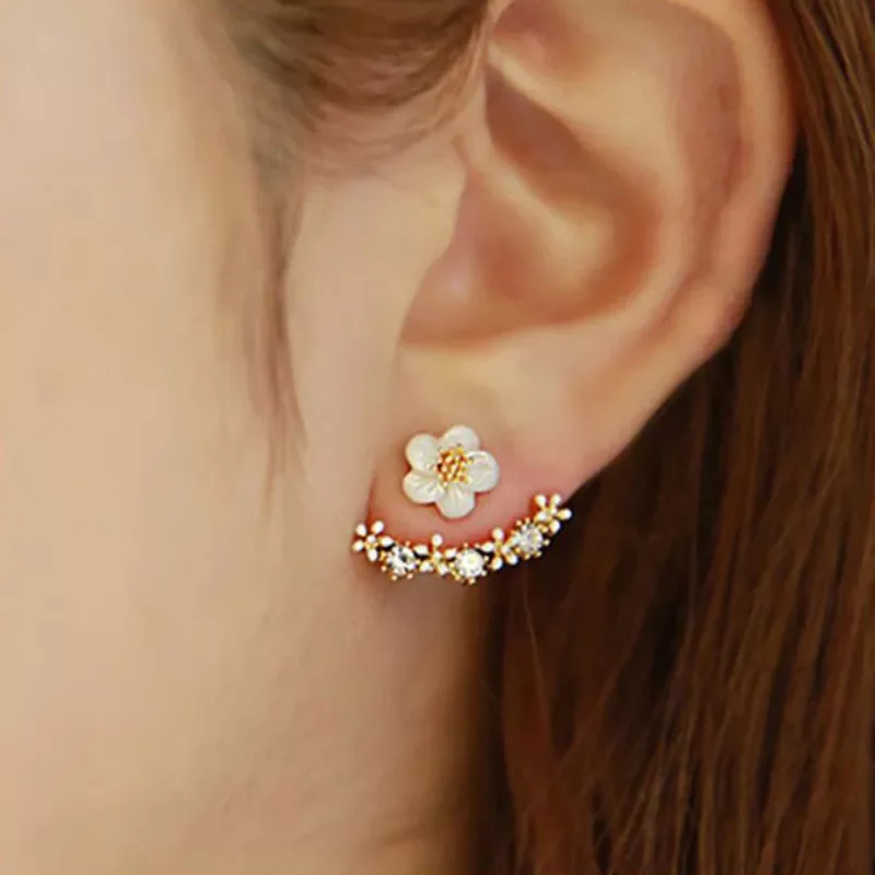 

New in Cute Small Daisy Flowers Stud Earrings For Women Korean Sweet crystal Flower Earring Girls Fashion Elegant Jewelry y2k ha
