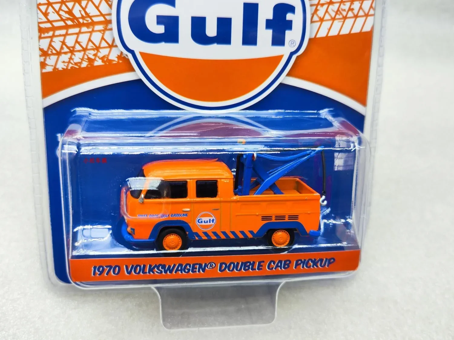 Фото Greenlight 1: 64 1970 Volkswagen пикап с двойной кабиной и крючком - Gulf Oil premium Gulf бензин Коллекция моделей автомобилей №3