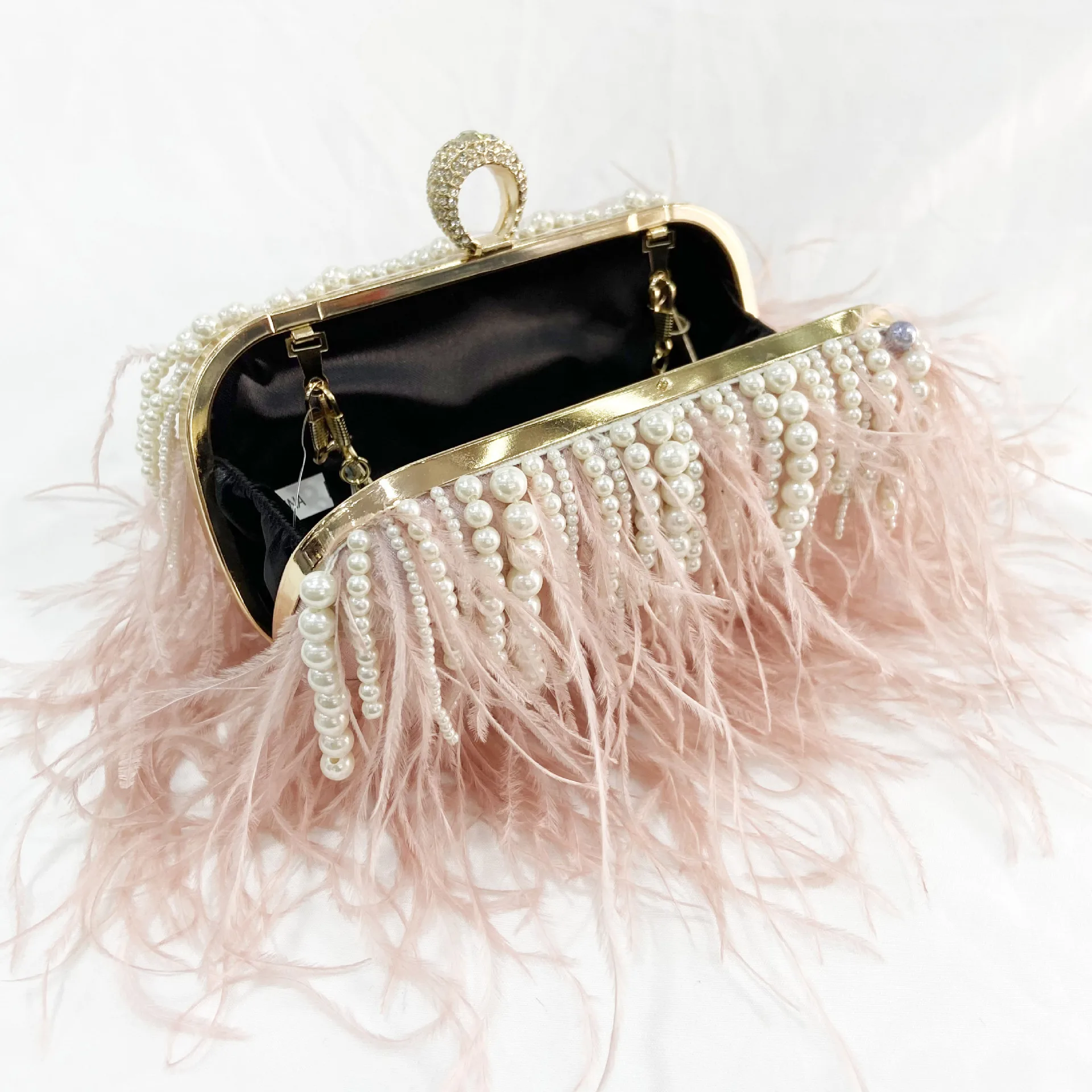 Women Shoulder Bag Pearl Luxury Ostrich Feather Handbag Evening Bags Ladies Messenger Bag Purse Pink White Dinner Party Clutches