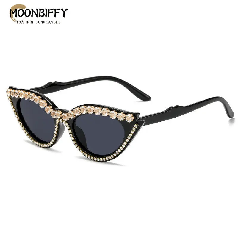 

Vintage Luxury Crystal Diamond Cat Eye Sunglasses Women Brand Designer Black Pink Frame Sun Glasses Shades Bling Bling Eyewear