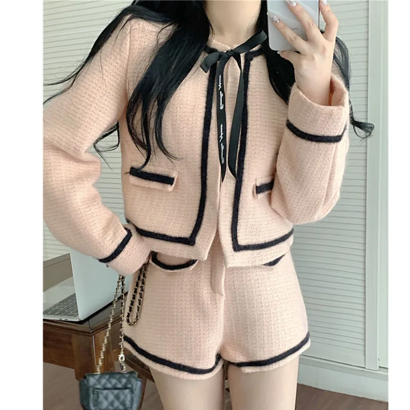 

High Quality Autumn Vintage Tweed 2 Piece Set Women Woolen Jacket Coat + shorts pant Sets Ensemble Femme Two Piece Pant Suits