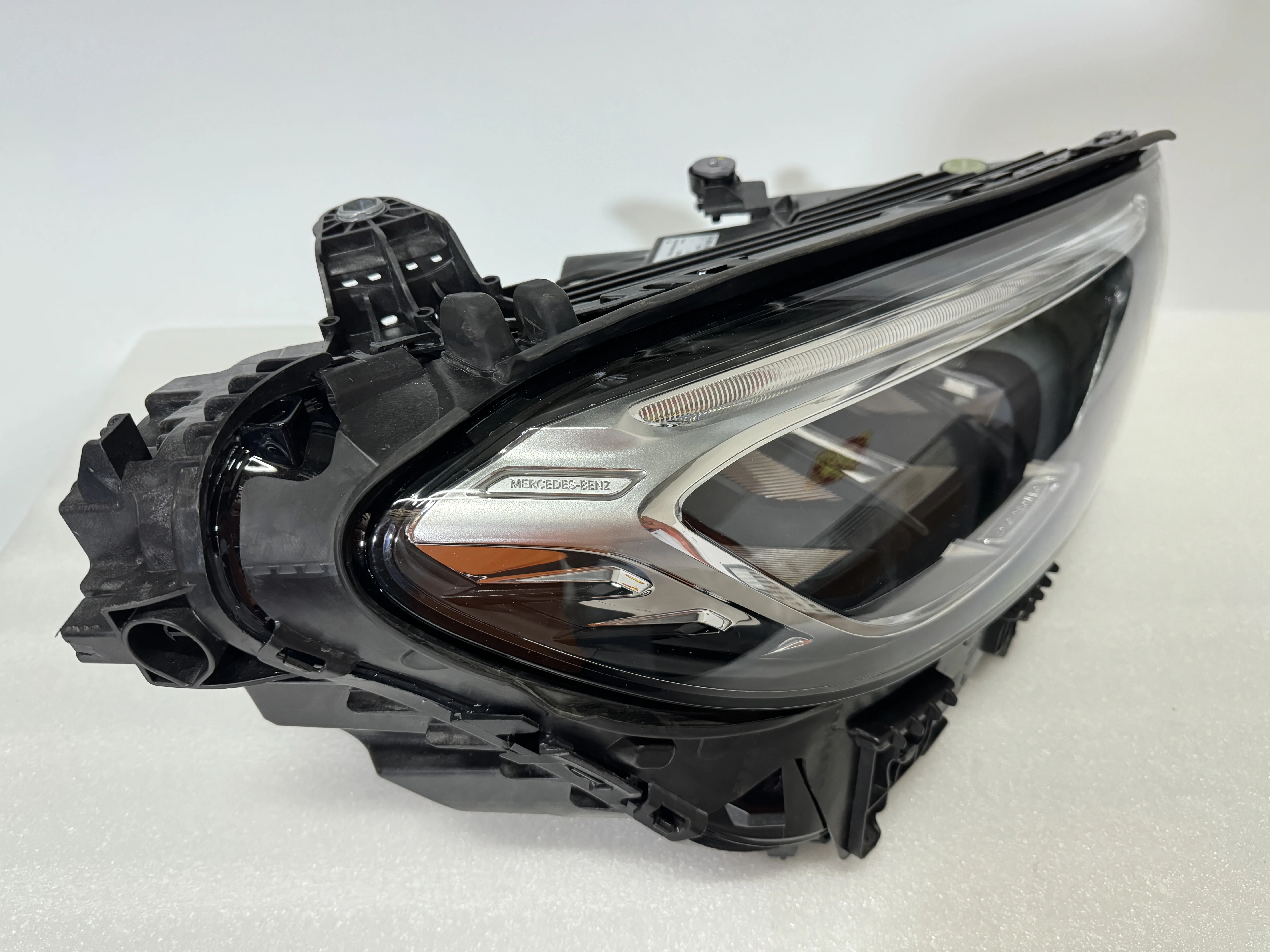 Фото Подходит для фар Mercedes-Benz GLC 2023-2025 Mercedes-Benz W254 Фара Mercedes-Benz GLC Светодиодная фара Низкая конфигурация ЕС №2