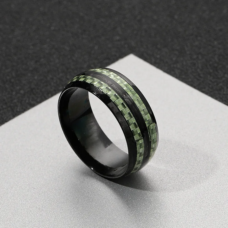 

Новое модное простое двойное кольцо из углеродного волокна и нержавеющей стали подходит для всех