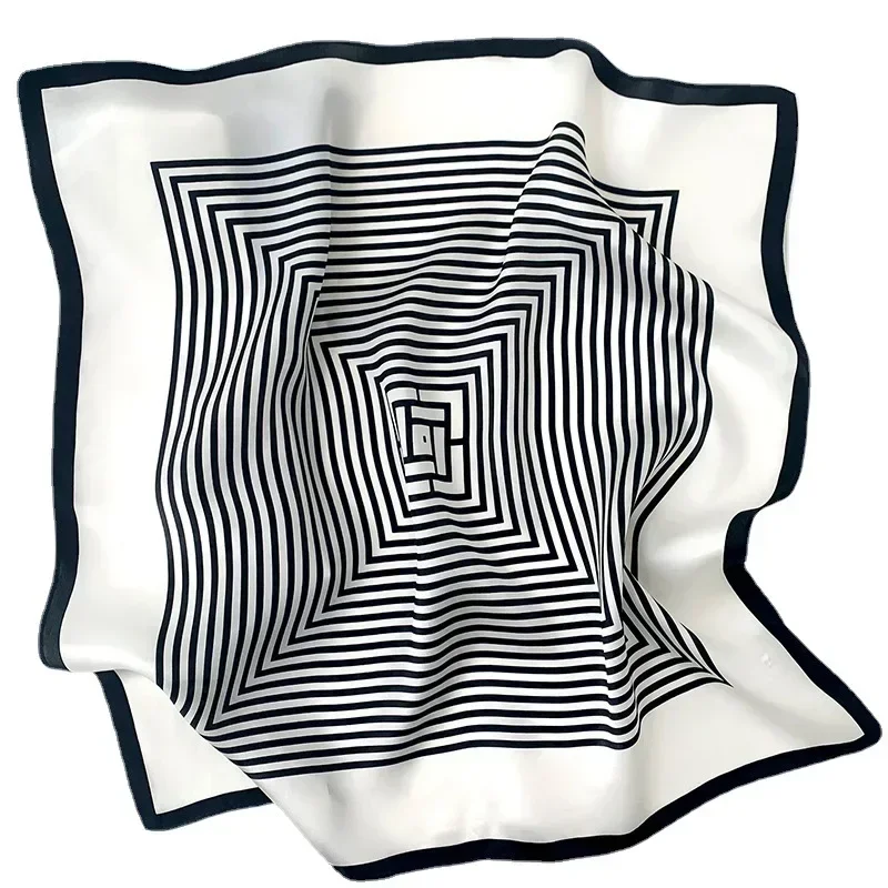 Черно-белый полосатый шарф на шею женский элитный бренд бандана из 100%