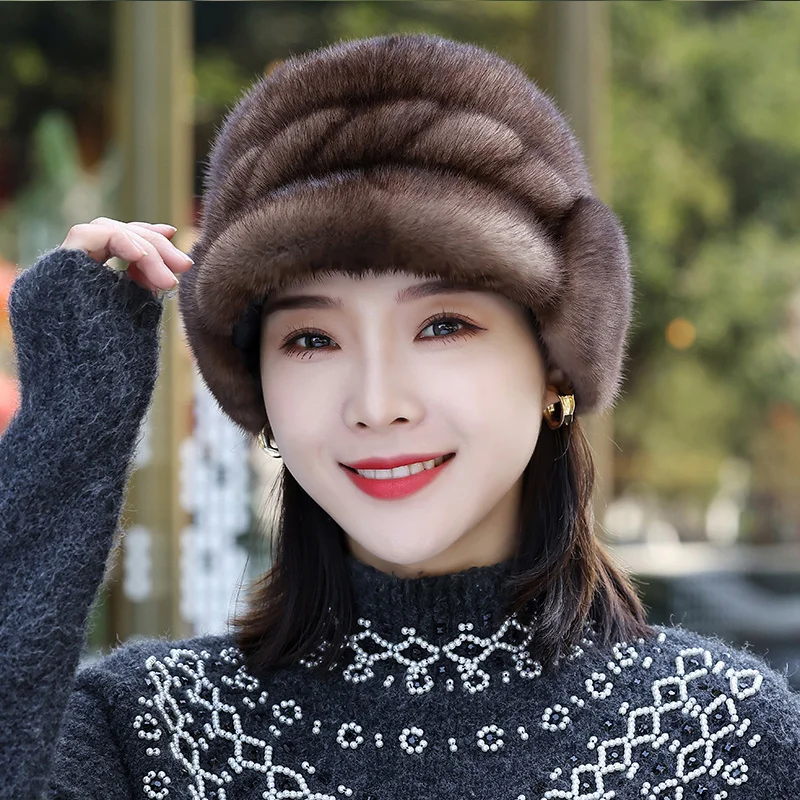 2022 New Fashion Russian Women Real Nattural Mink Fur Bomber Hats Winter Lady Warm Fluffy Mink Fur Hat  Good Quality Fur Caps