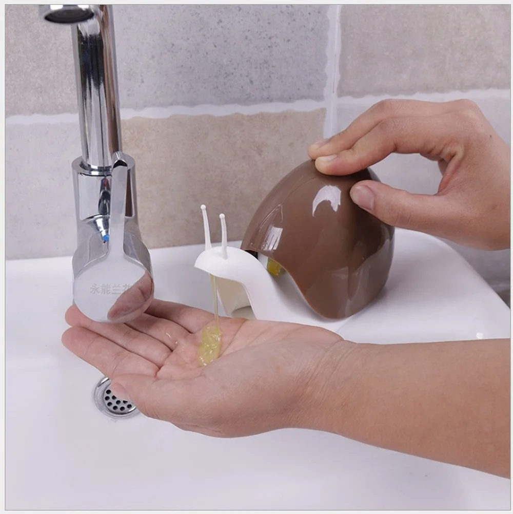 

Creative Snail Design Liquid Soap Dispenser Facial Cleanser Organize Bottle Shampoo Shower Gel and Lotion Storage Bottles 120ml