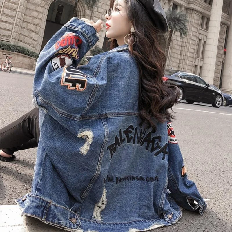 

Fashion The Loose Hole Embroidery Patch Denim Jacket