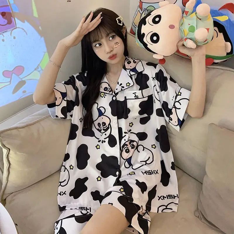 

Crayon Shin-Chan Anime Hobby Pajamas Women's Summer New Loose Thin Section Short-Sleeved Home Service Suit Can Be Worn Outside