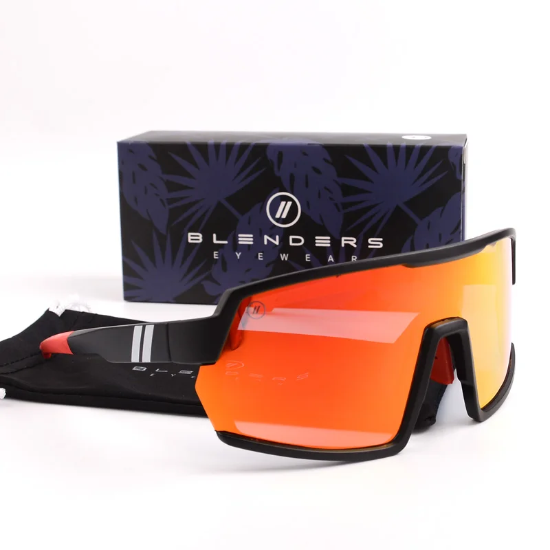 Фото Солнцезащитные очки BLENDERS New Polarized Sports для мужчин и женщин, спортивные очки для бега, велосипедные очки в европейском и американском стиле, защита от ветра и песка. №4