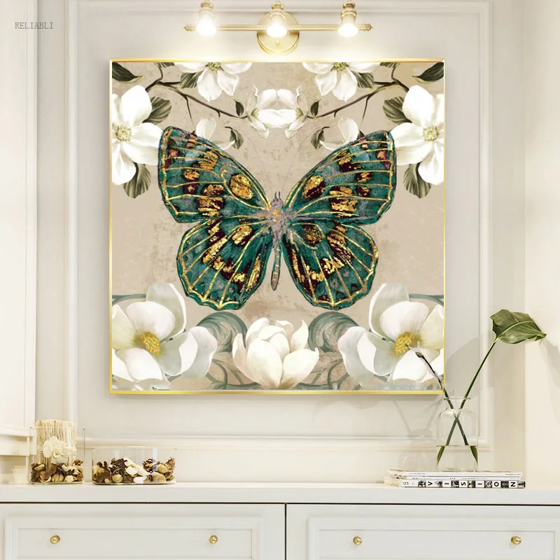 Постеры и принты на холсте с изображением бабочек и цветов