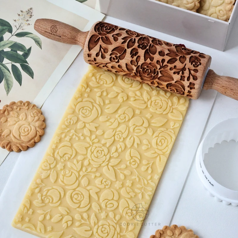 

Rose Carving Printing Rolling Pin Flower Totem Pattern Baking Cookie Cutter Crust Gadget