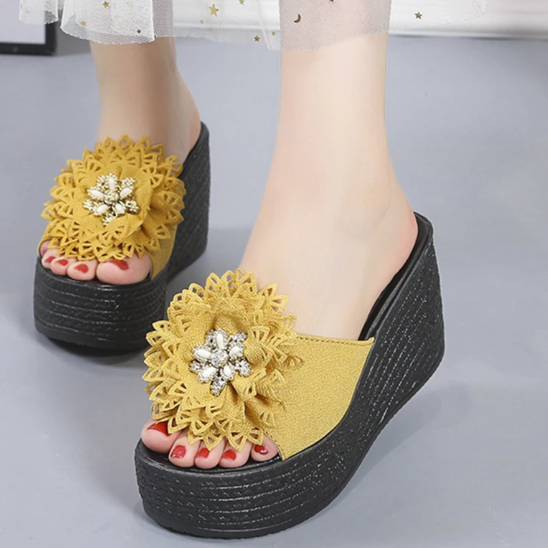 

Женские тапочки, шлепанцы, летние женские пляжные шлепанцы со стразами и блестками, Тапочки