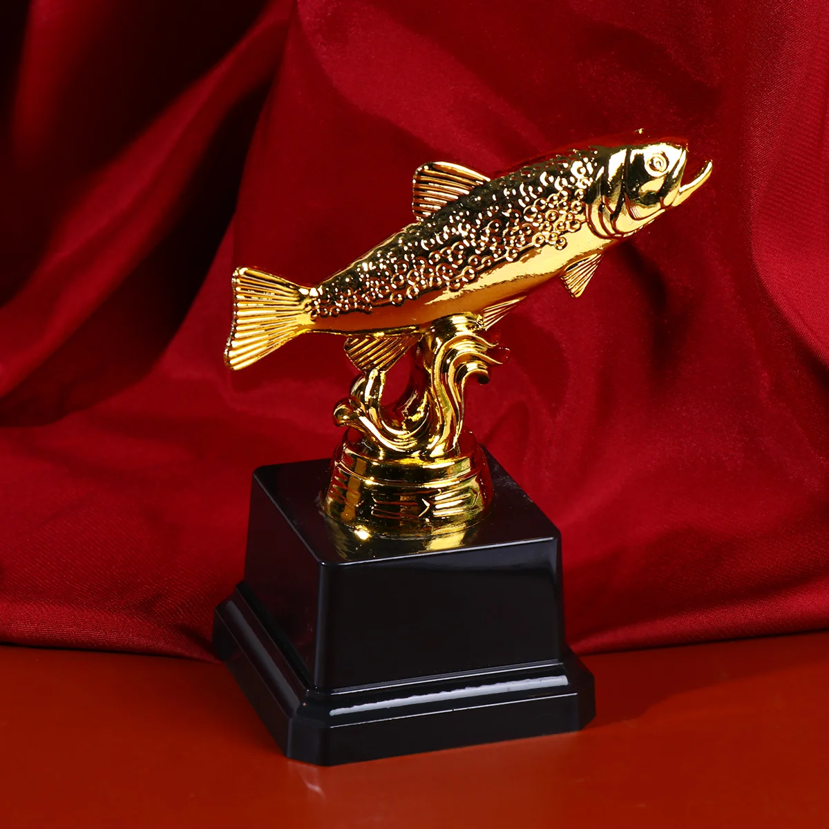

1PC Trophy Award Funny Trophy Cup Trophy Appreciation Award Gift for Competitions ( )